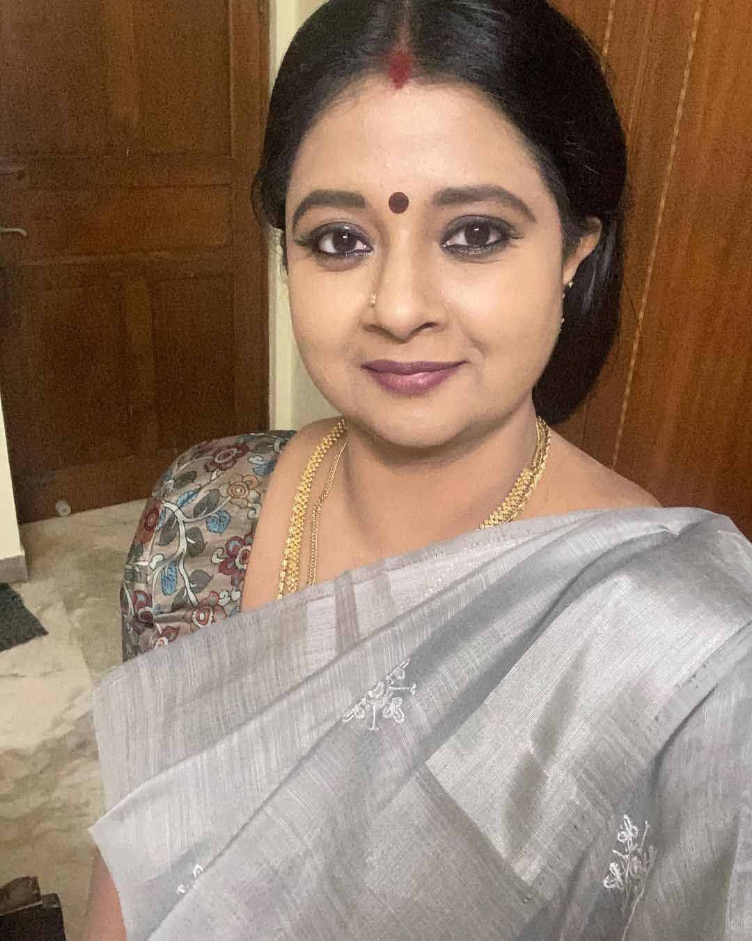 gundeninda-gudigantalu-serial-cast-star-maa-timing-story-actress